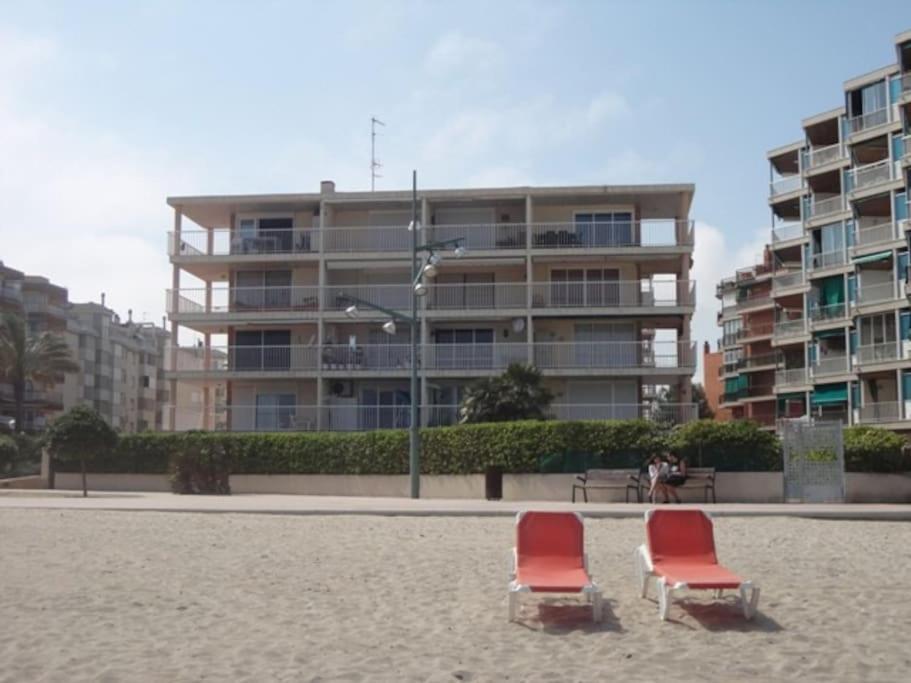 Apartamento 1ª linea de playa - Port Aventura La Pineda Exterior foto